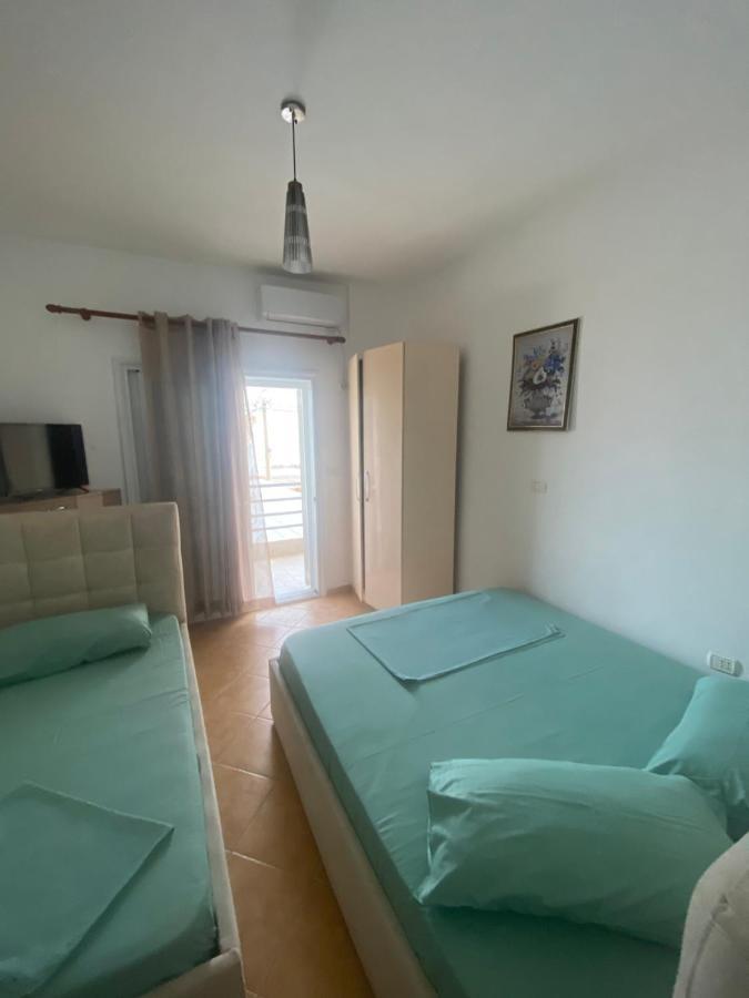 Wave N' Sea Apartments Himare Esterno foto
