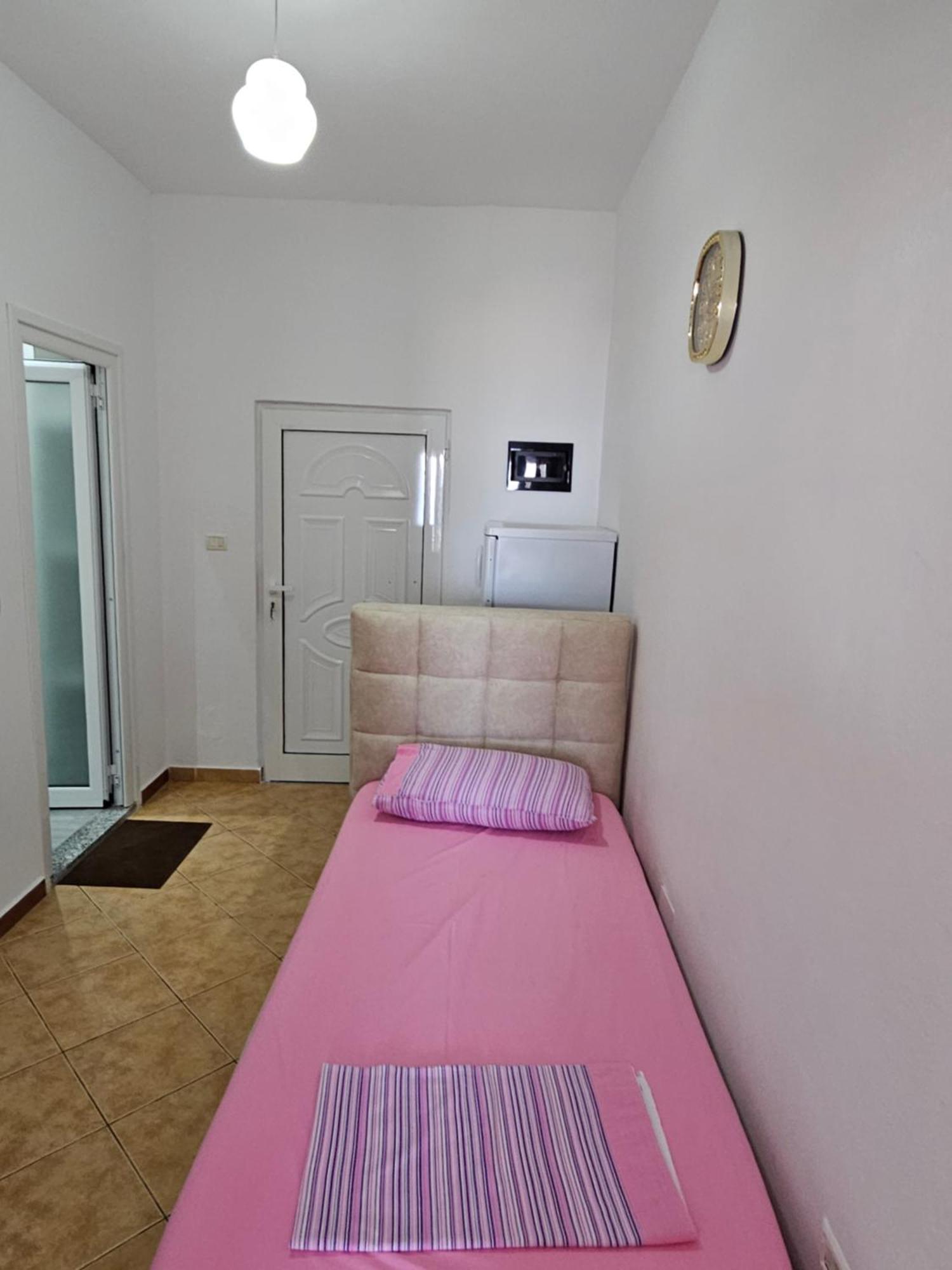 Wave N' Sea Apartments Himare Camera foto