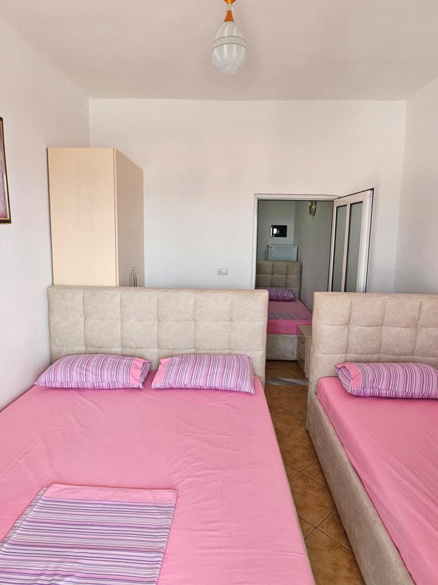 Wave N' Sea Apartments Himare Camera foto